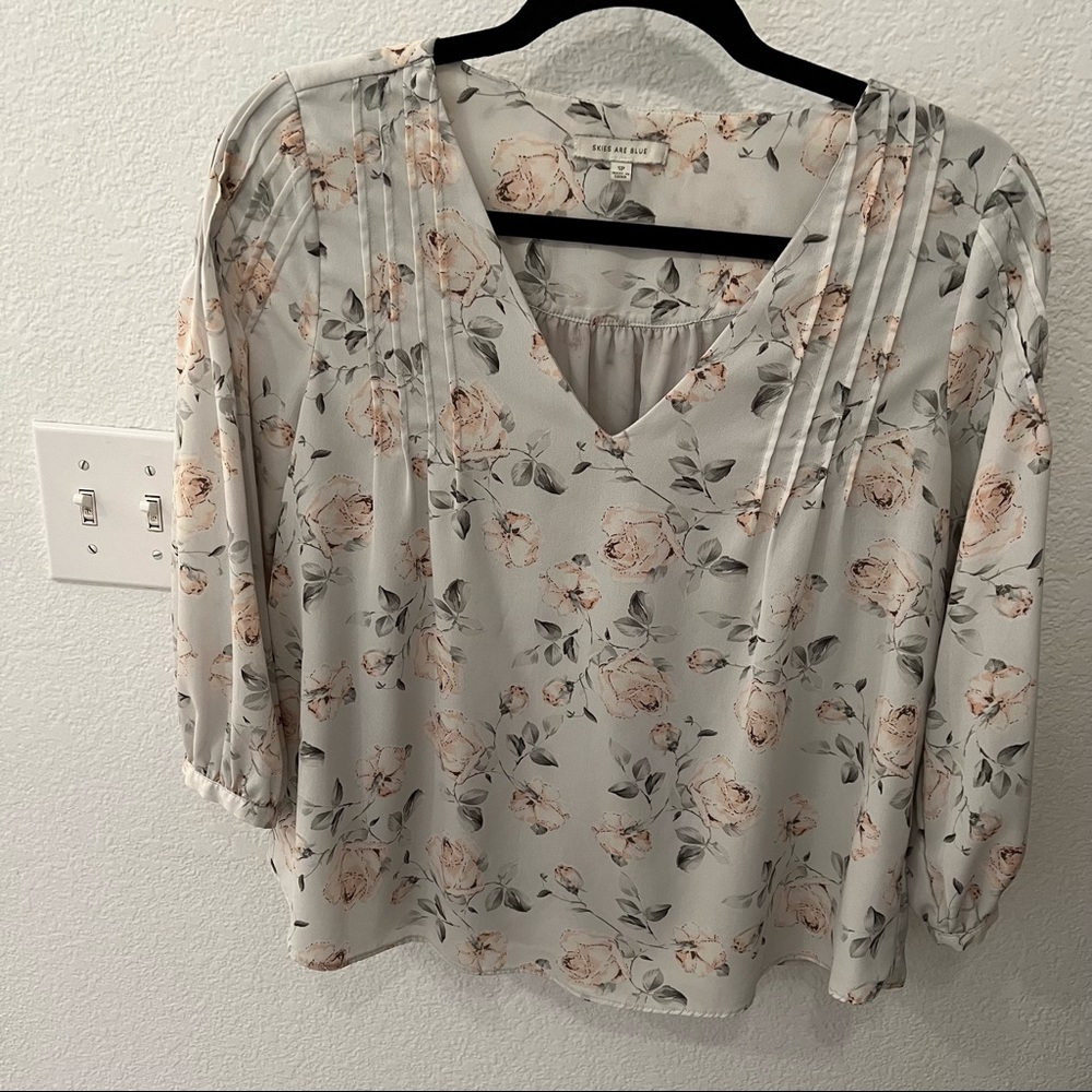 Stitch Fix Skies are Blue Floral 3/4 Sleeve Blouse